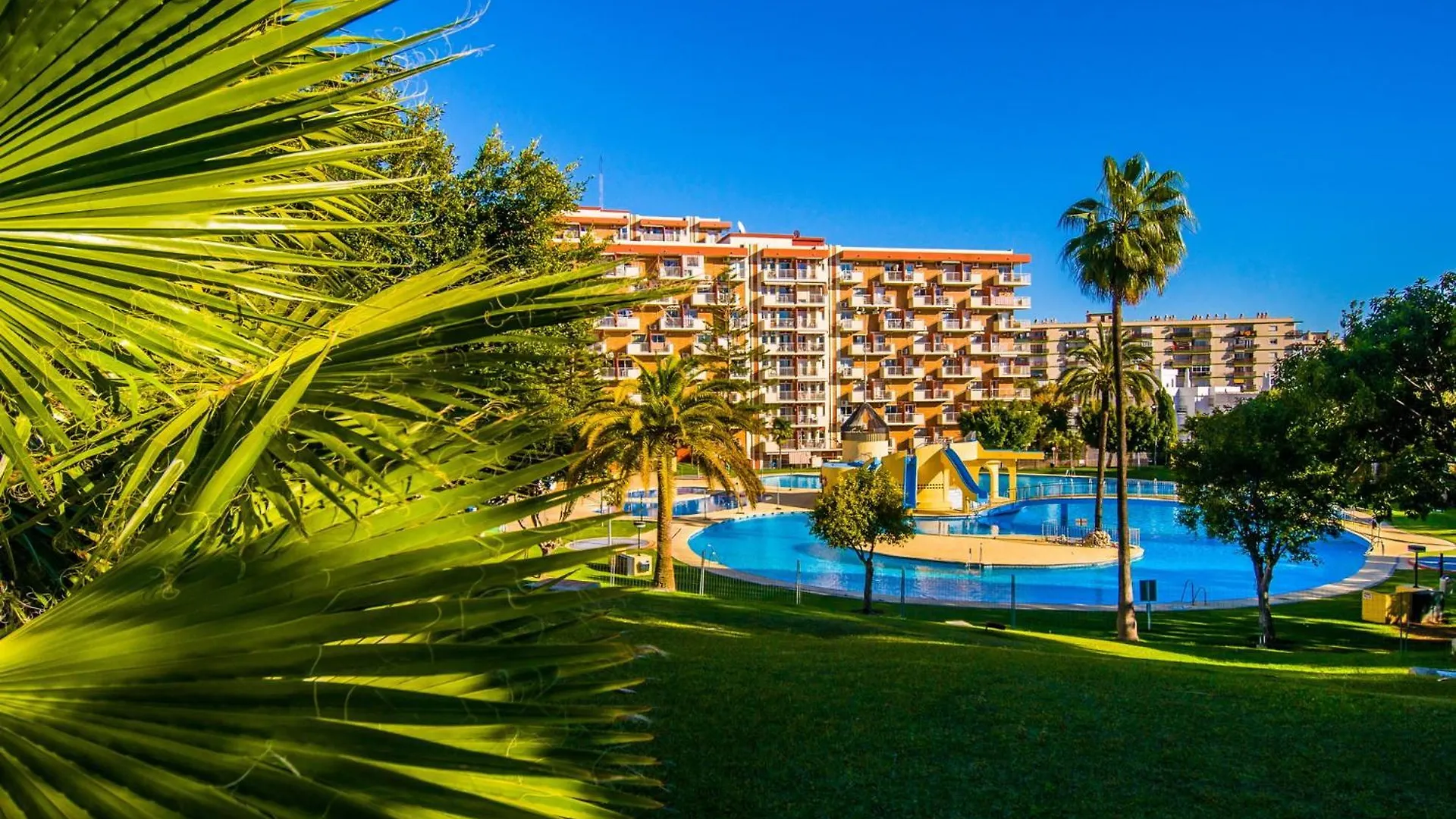 520 Estudio En Minerva Apartamentos - Vista Al Jardin - Playa A 700 Metros Benalmadena